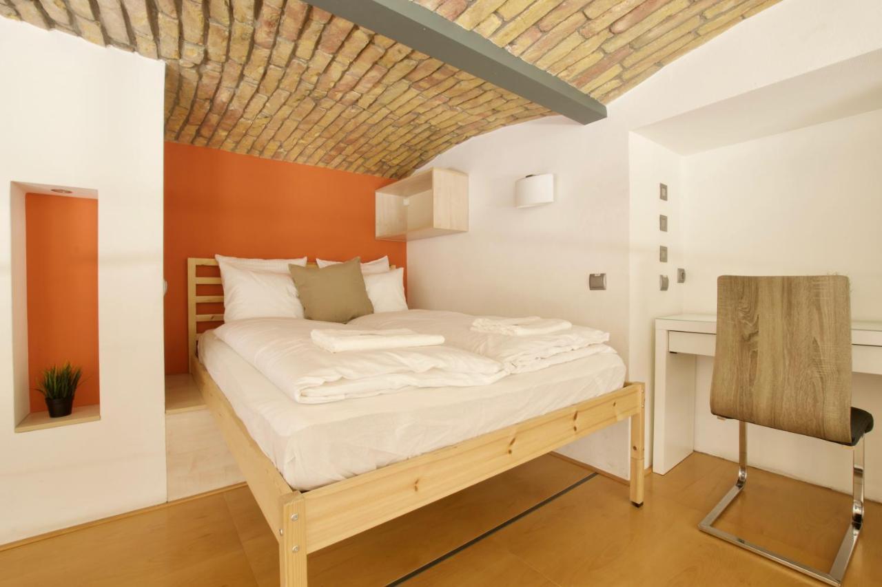St. King 1 By Hi5 Apartments Budapest Eksteriør billede